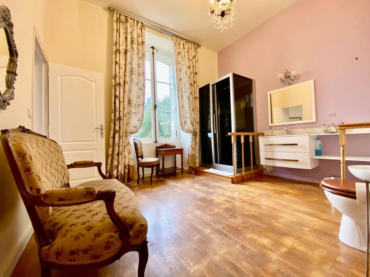Chateau La Bainerie Tierce Bagian luar foto