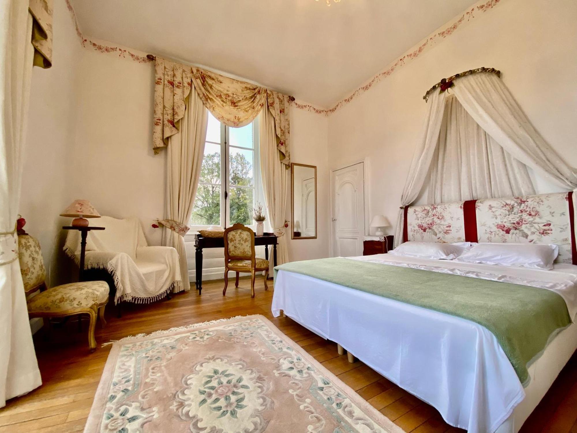 Chateau La Bainerie Tierce Bagian luar foto